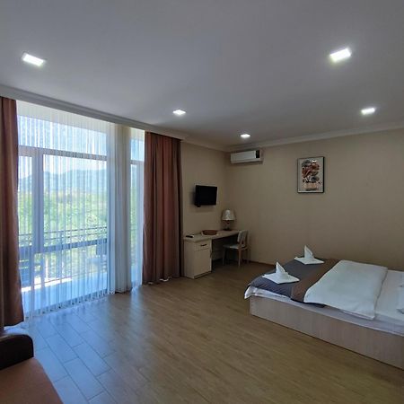 Hotel Botanica Чакві Екстер'єр фото