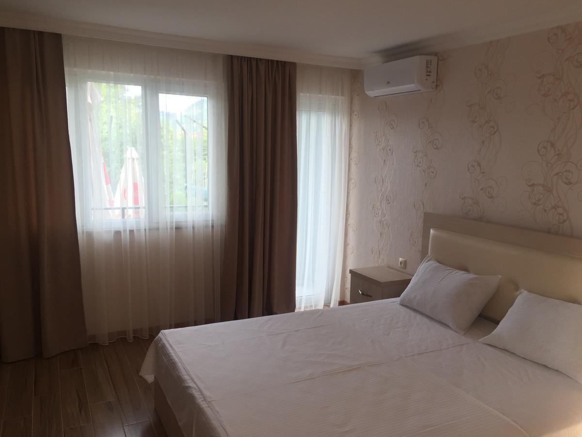 Hotel Botanica Чакві Екстер'єр фото