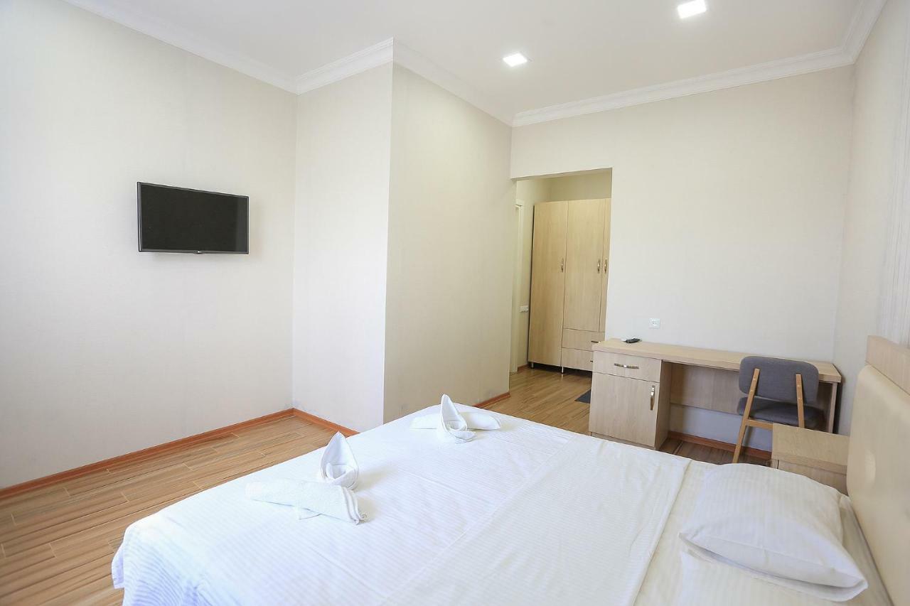 Hotel Botanica Чакві Екстер'єр фото